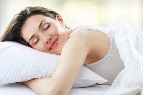⭐️SLEEP 7-10 HOURS EACH NIGHT
🌕 sleeping makes you feel so much better in the morning, and it keeps you looking young 
🌖 it is very important because you feel more concentrated.