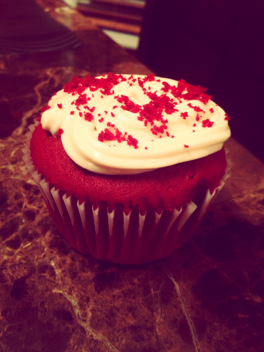 *if your frosting becomes to dry you can add small amounts of milk until you have your desired consistency