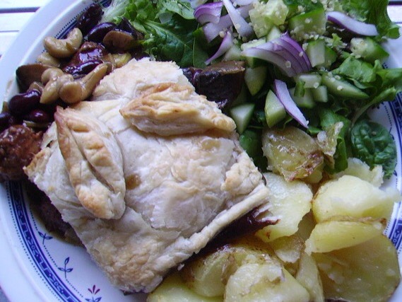 'Sausage' and Mushroom Pie