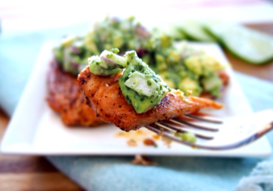 ❤️ Grilled Salmon With Avocado Salsa ❤️