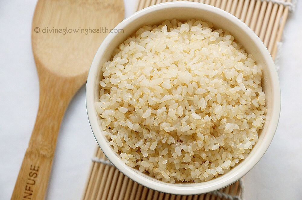 Brown rice: never mind the fibre and low sugar count but it also contains resistant starch- a healthy carb that boosts metabolism and burns fat. It's a low-energy-density food which means it's heavy and filling in your stomach but low in calories