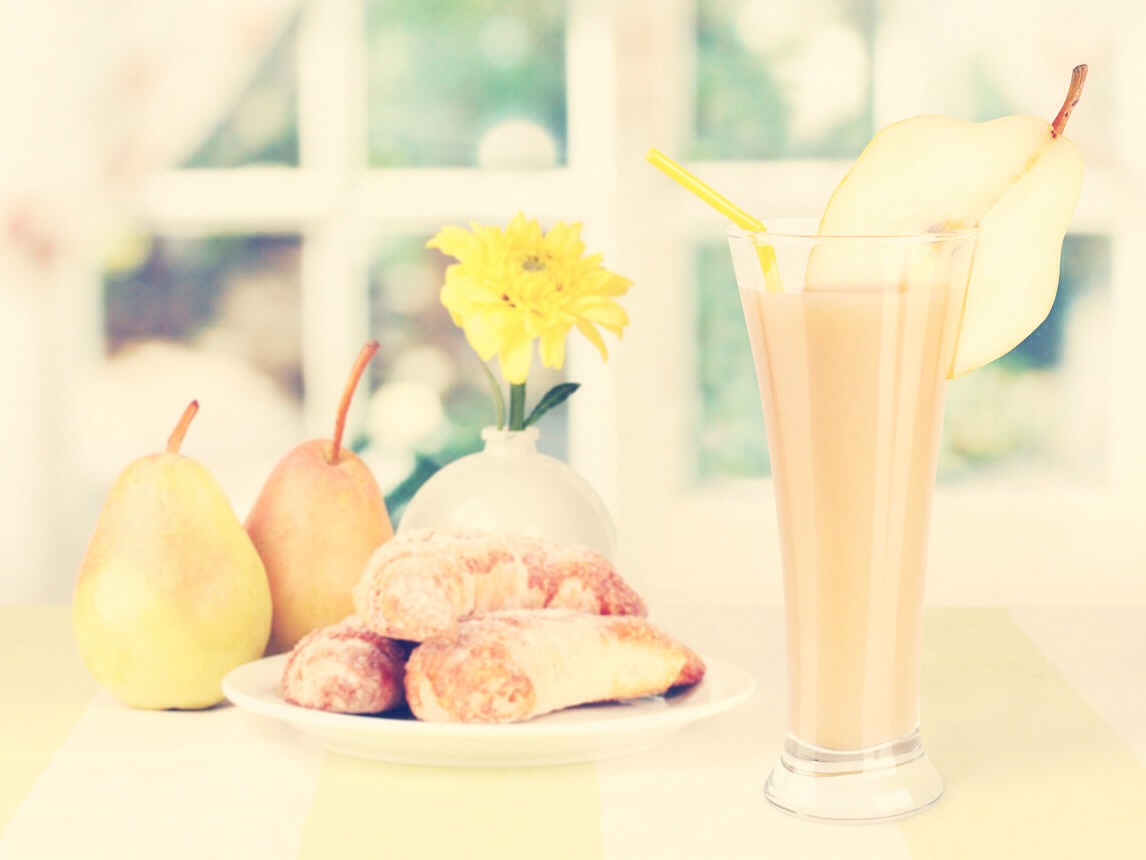 7. Ginger Pear Smoothie 