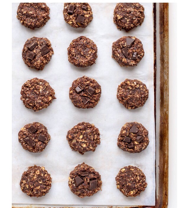 Chocolate & Peanut Butter No Bake Cookies