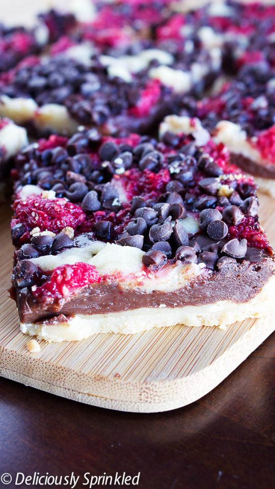 Dark Chocolate Raspberry Pie Bars 