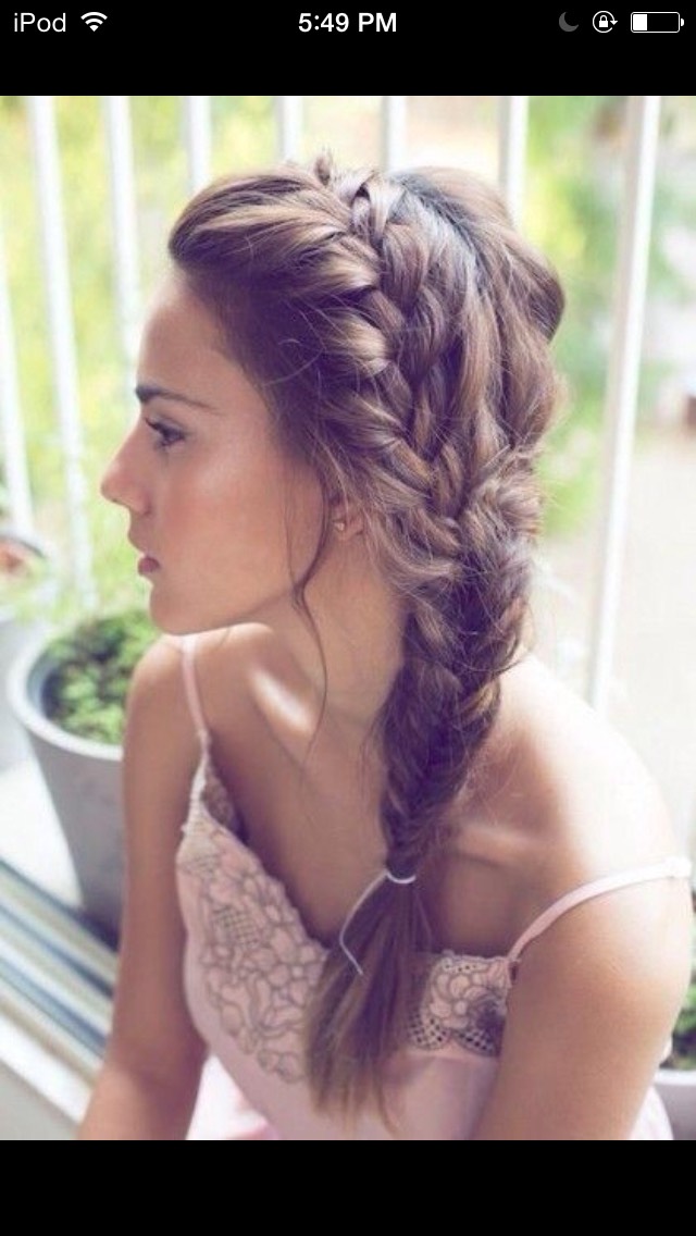 33 Romantic Hair Styles For Valentines Day💕