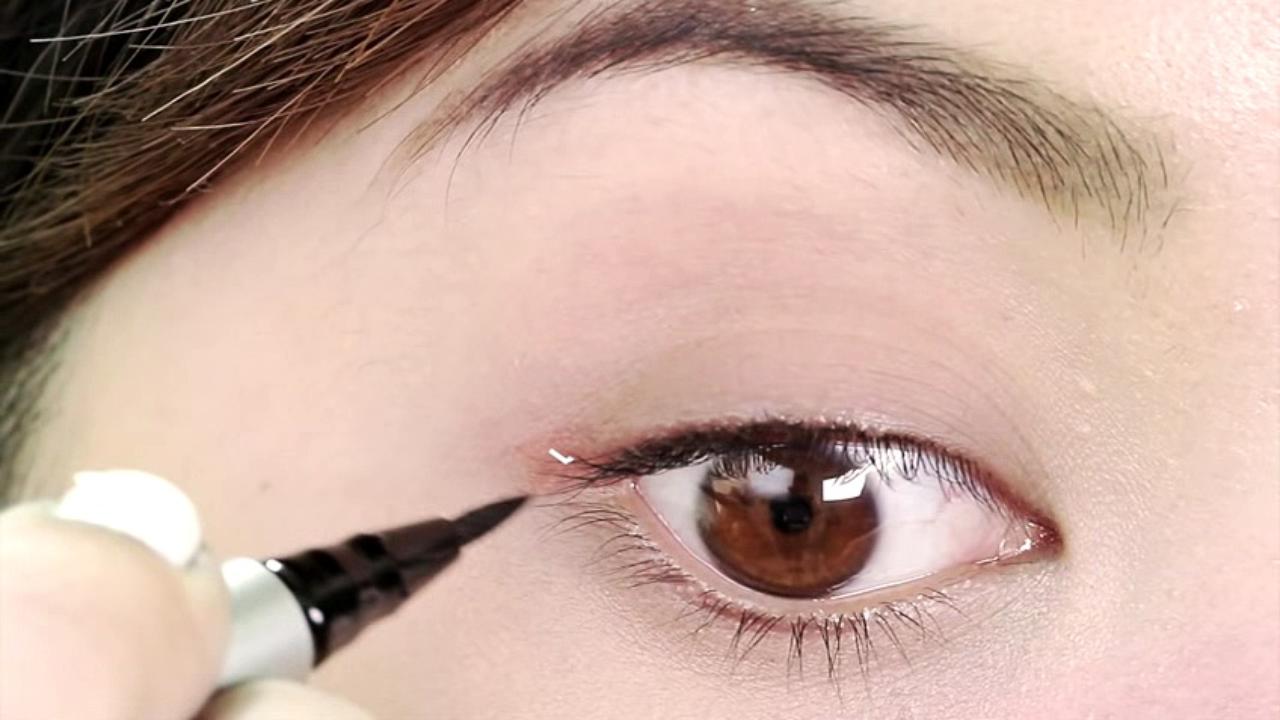 32 of the best makeup tips that every girl should know