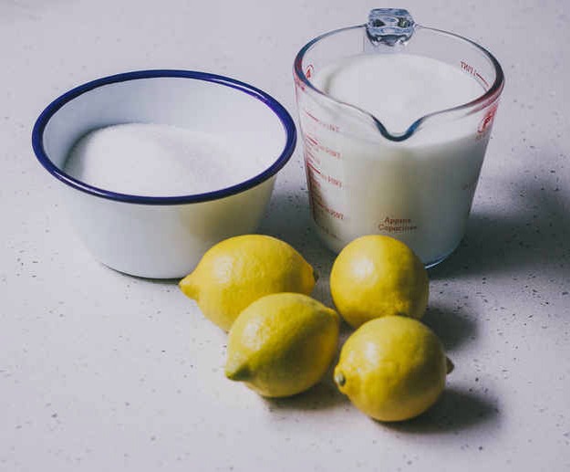 You will need : sugar
lemon juice and peel
buttermilk