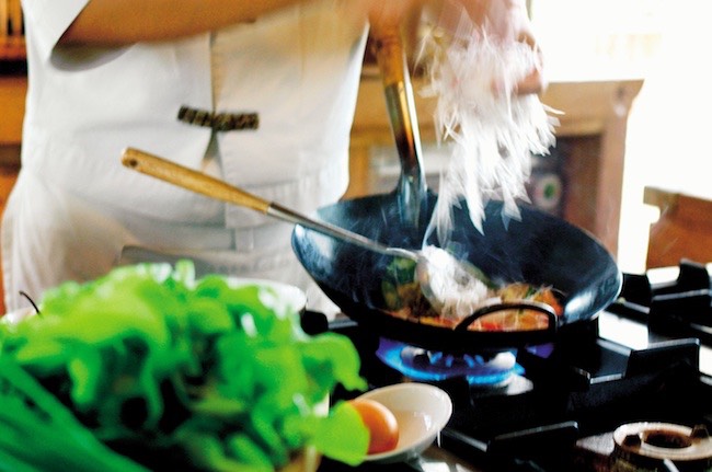 Vegetable oil alternative
Replace coconut oil for vegetable oil in your favorite recipes.