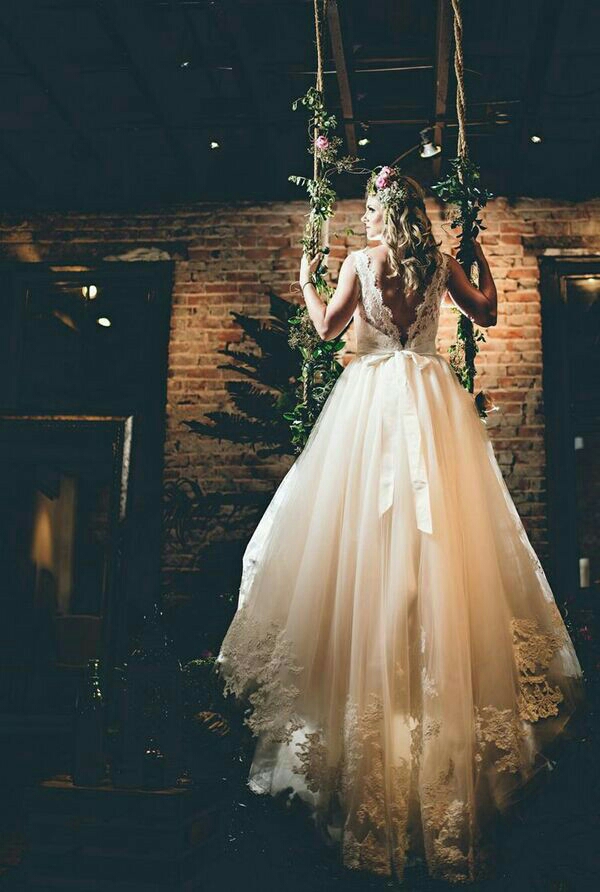 wedding hair/ dresses / shoes 