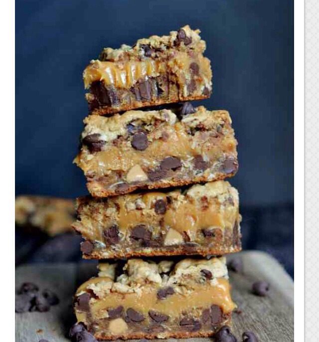 Peanut Butter Carmel Toffee Chocolate Chip Cookie Bars!!!! AMAZING!!!!!(;