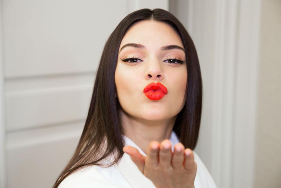 Keep Your Lips Kissable for Under the MistletoeIf you find yourself stuck under a mistletoe this season, you'll want to be prepared. Keep a Waxelene Lip Tube on hand to get soft, hydrated lips that are ready to be kissed. Waxelene even offers a Peppermint Lip Tube that will remind you of those mistletoe moments all year long. 