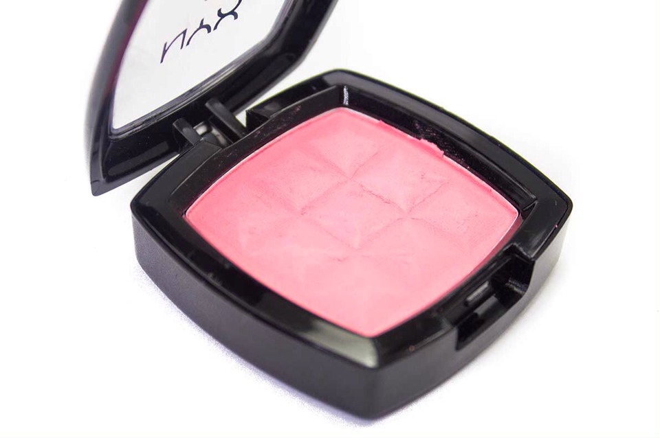Adding blush on top of your Bronzer or on your temples make you look refreshed and natural