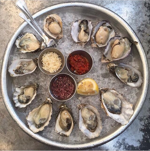 Some oysters to share with friend.