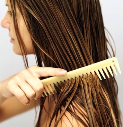4.Protein for Your Hair

Keep your hair looking shiny and healthy with this homemade protein pack. 