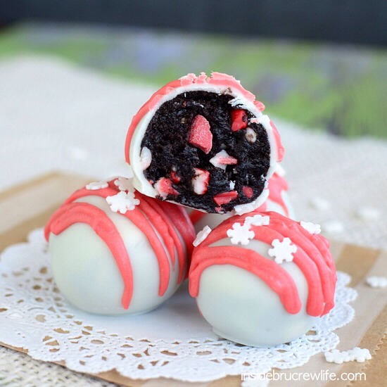 Heat the extra 1/4 cup peppermint pieces and 1/2 tsp. shortening in the microwave for 30 seconds. Stir until creamy. Place in a ziplock bag with one corner cut off. Drizzle over the Oreo truffles and top with sprinkles. Keep refrigerated in a sealed container. Makes 40 truffles.