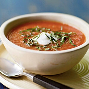 Fresh Tomato Soup

Packing Tip: Don’t skimp on soup toppings just because it’s lunch. Add a dollop of yogurt and a sprinkling of basil before packing this soup in your thermos.