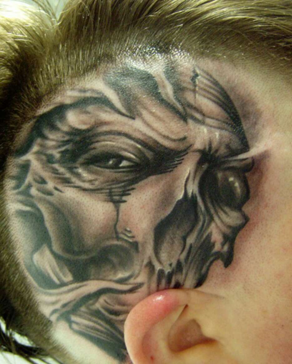 Beautiful Skull Tattoos For Women!