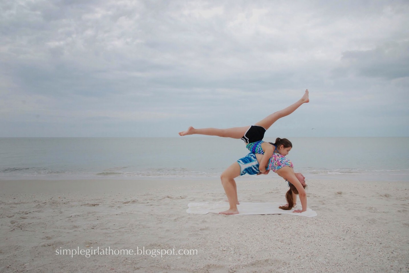 👯Fun 2 Person Stunt Ideas👯