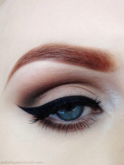 How To Make Cat Eyes Makeup