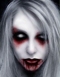 20 Creepy But Cool Halloween Makeup Ideas! #Halloweentip