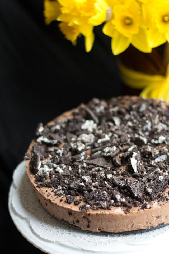 No Bake Chocolate Oreo Cheesecake 