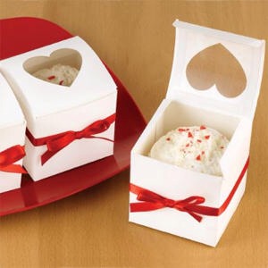 Put them in individual cupcake boxes and you can have your kids decorate the boxes and personalize them even more😊. These are great for kids and adults.
