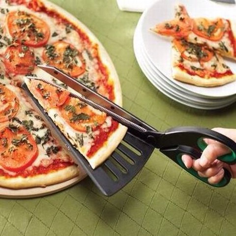 an amazing pizza slicer