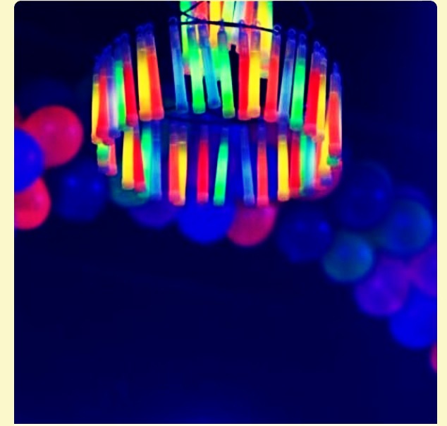 Glow stick chandelier! So cool for teen party's! 