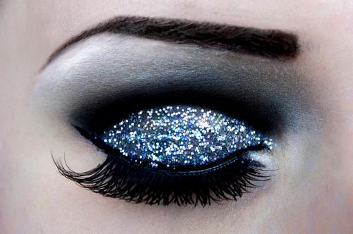 Ways To Wear Glitters On Eyes♥♥♥!!!♥♥