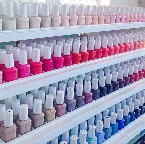 Nails polish