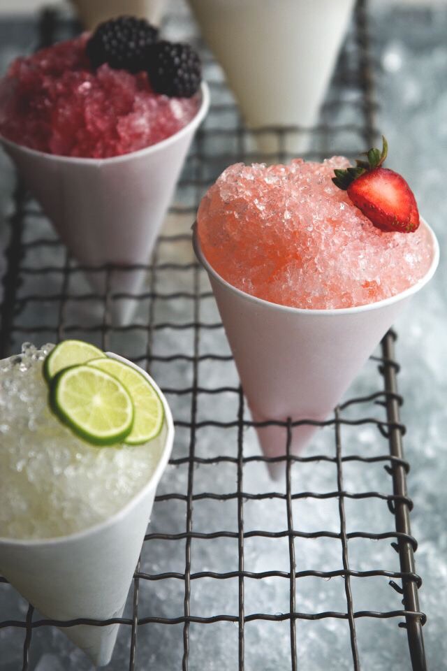 Boozy Snow Cones!!