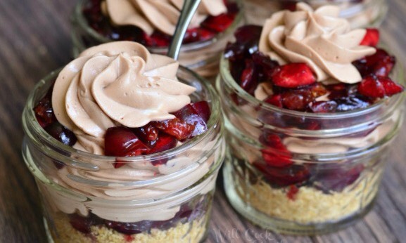 No bake chocolate cherry cheesecake pie in a jar