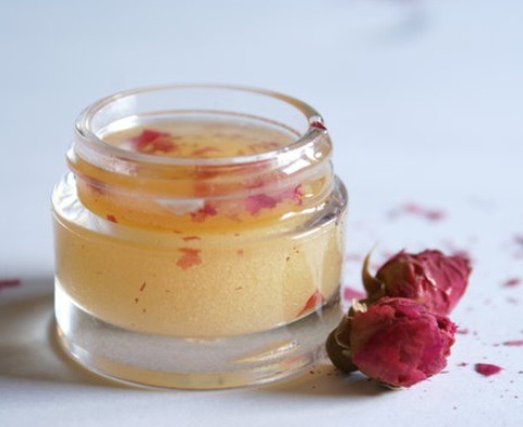 SCRUB
2 tablespoons coconut oil 
1/2 tablespoon honey 
1 tablespoon rose water 
2 1/2 tablespoons granulated sugar
1 small jar Dried roses
optional 1-2 drops rose essential oil