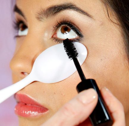 32 of the best makeup tips that every girl should know