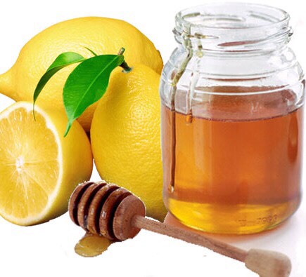 2. Lemon Juice and Honey:

Mix 4 tablespoons of fresh lemon juice and 1 tablespoon of honey in one glass full of lukewarm water. Stir it well and drink it. Do this everyday before eating or drinking anything. 
