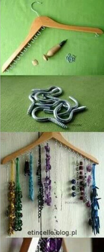 A way to organise all those necklaces. 
