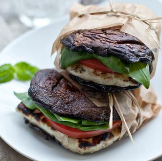 Portabella halloumi burgers