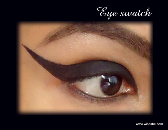 mascara as eyeliner👀
So you just ran out of your eyeliner, SHOCK 'moment of panic' worry not why not grab your masacara add a angled eyeliner brush, and happy eyelining again! 