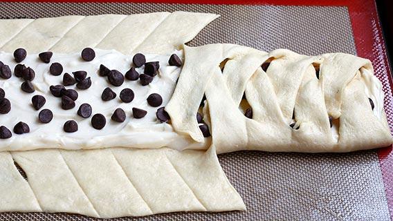  DIY Chocolate Chip Danish