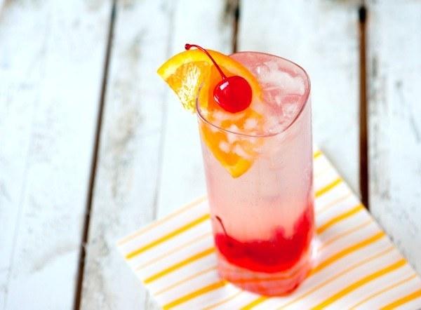 Despite seeming like a country-clubbing dad drink, a Tom Collins is definitely something u should learn to make in your twenties because itās quick and delicious. Itās almost the same as a gin fizz, but with additional citrus flavor from the orange slice, &the delightful bonus of a maraschino cherry