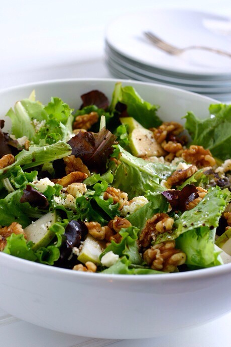 Pear Salad with Walnuts and Feta

Crunchy walnuts, sweet pears, and soft feta make this salad a complete knockout!