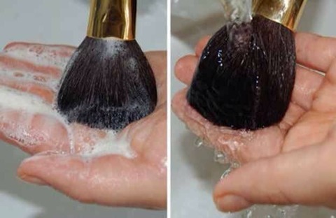 How To Wash Your Make Up Brushes . Water Bath Soap or Shampoo And Cooking Oil .